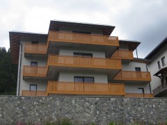 Poggiolo PVC 001